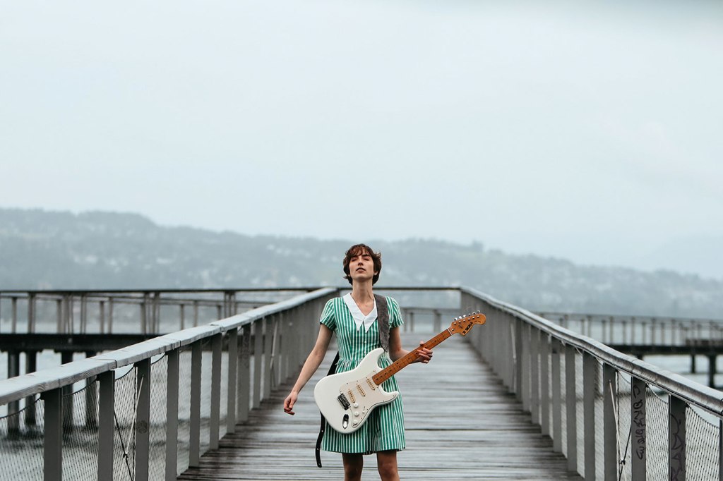 anchor the sun going through the motions lily 36 1