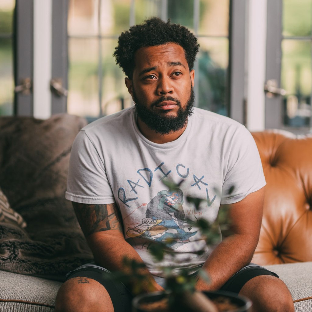 frostisrad sometime i just want to be alone img 4948