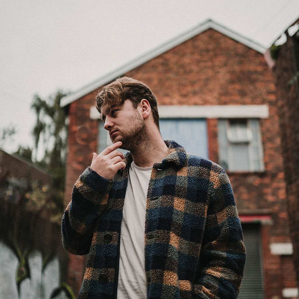 tom auton devil on my shoulder dsc02962