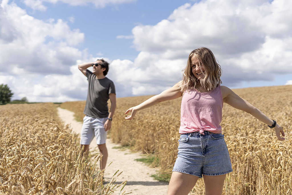 first frontier edging helena poole and paul stafford first frontier in the field 3