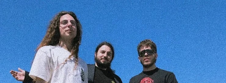 Barbed Wire Released New Single “Bedroom Walls”