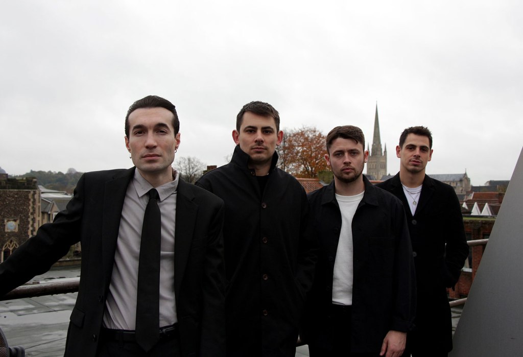 The Lowtones - Radio