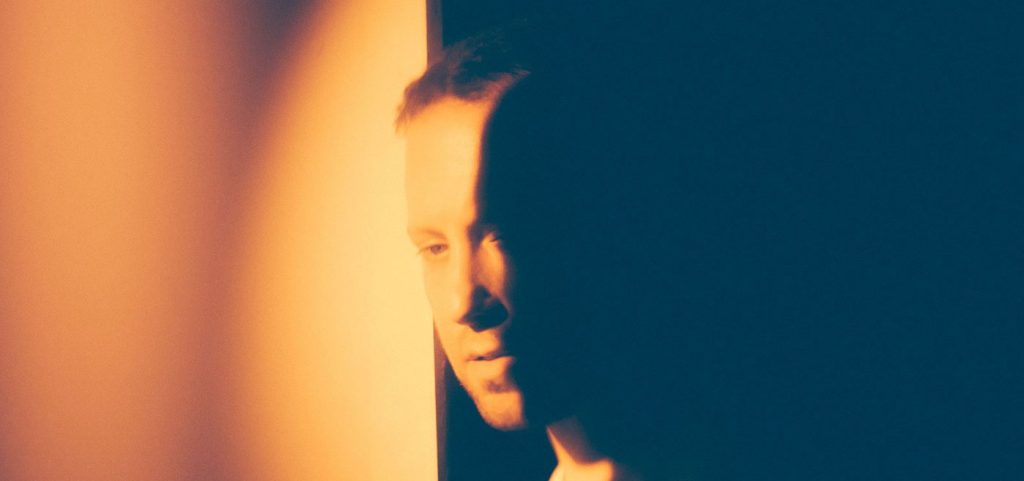 Premiere: Listen To “Rom Core” By Matthew And The&nbsp;Mainstream