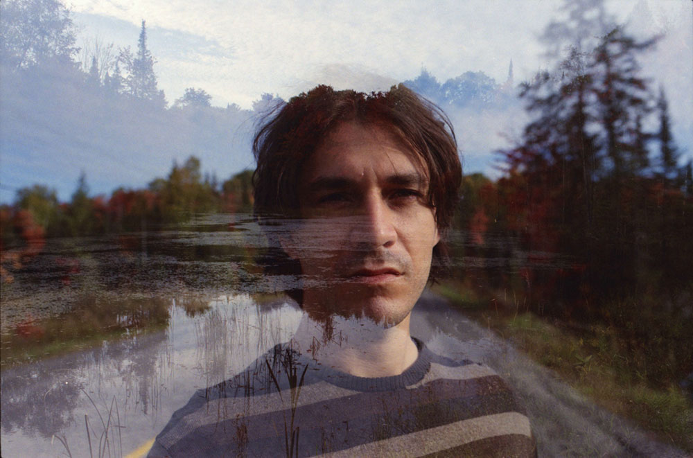 Arih SK - Hold It Together