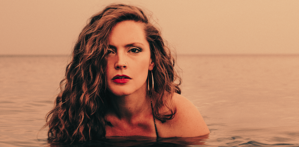 Sandra Bouza – Sit By The&nbsp;Fire