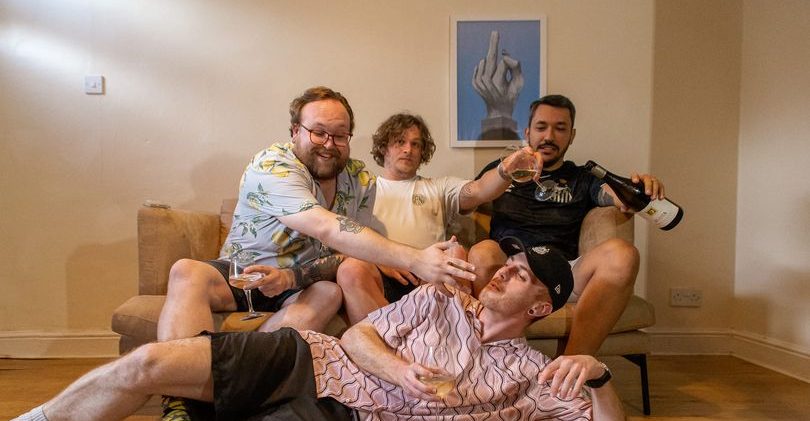 Premiere: Calm. Share New Single & Video “Obsessive Compulsive”