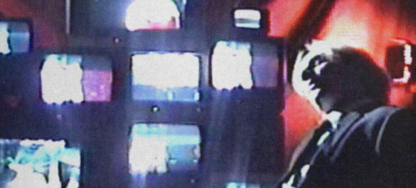 Slightest Clue - Suit Uptight!