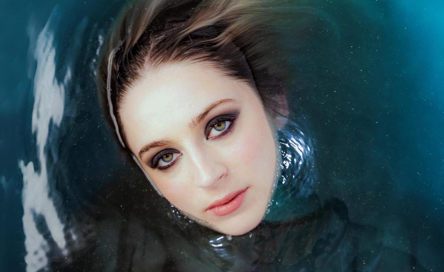 Lizzie Esau - Deepest Blue