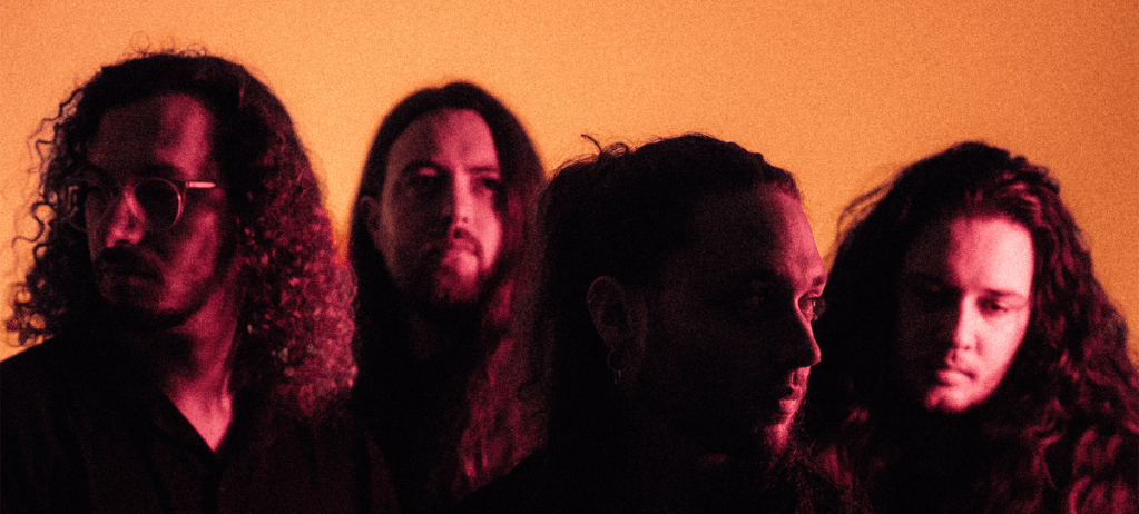 El Moono Released New Single & Video “Chains”