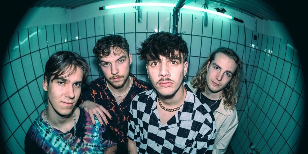 Avralize Released New Single & Video “Higher”