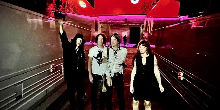 The Dandy Warhols Shared New Single “I’d Like To Help You With Your Problem” Featuring&nbsp;Slash