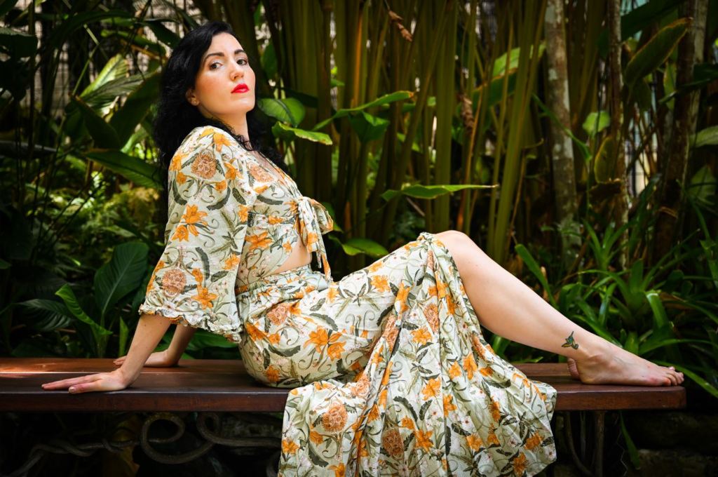 Monique Angele - Dreaming