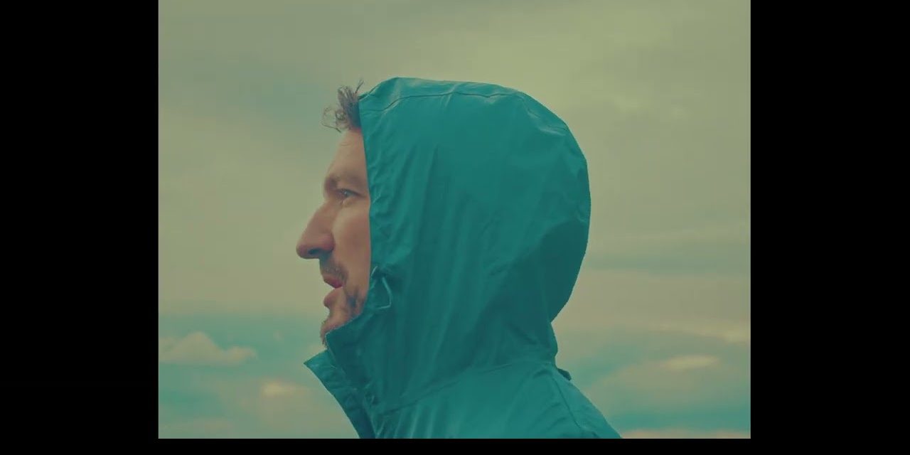 Frank Turner - Somewhere Inbetween