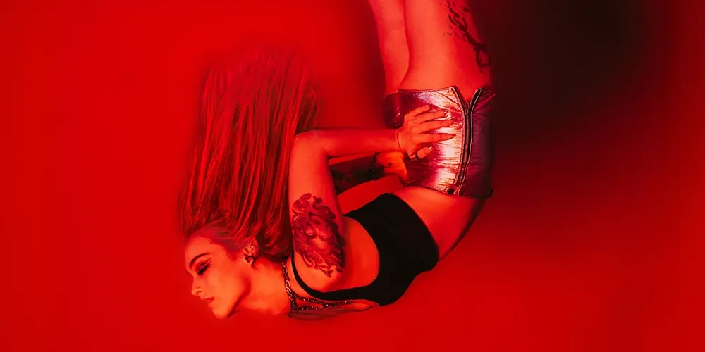 Avalon Stone - Cliffhanger