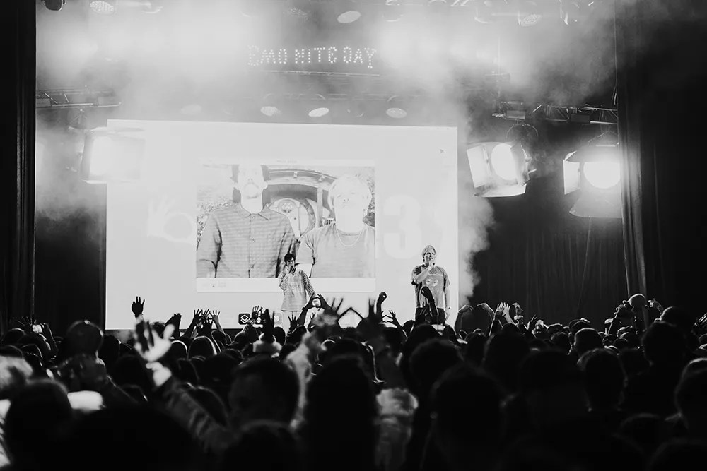 3OH!3