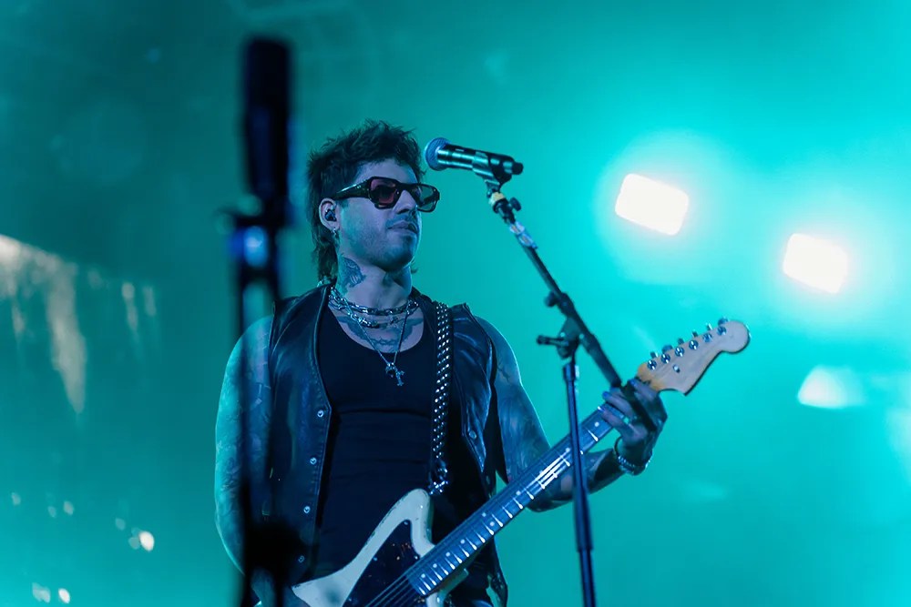 Cobra Starship
