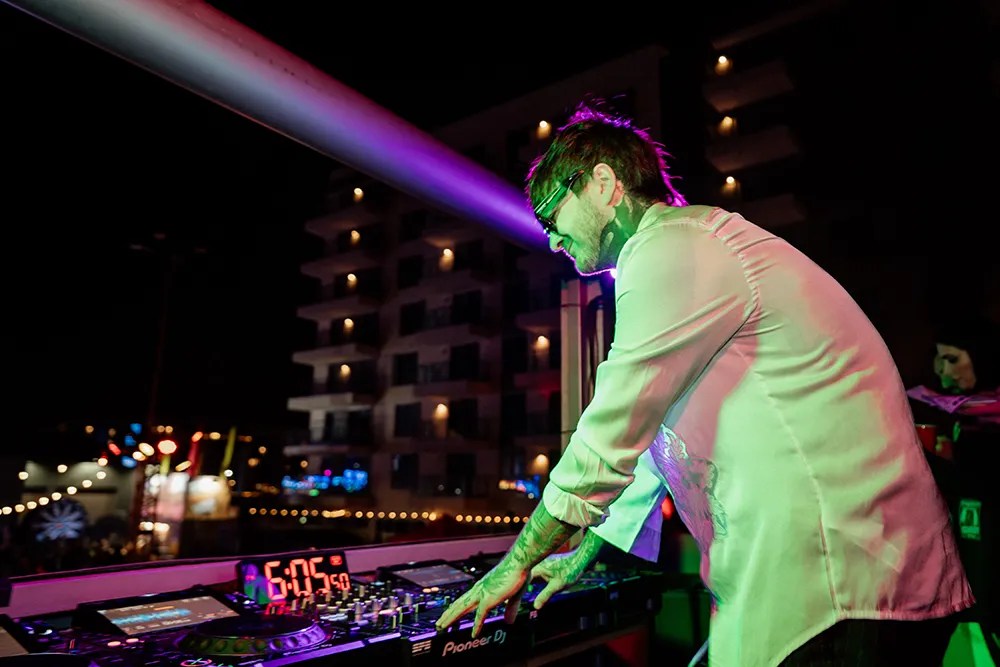 Craig Owens (Chiodos)