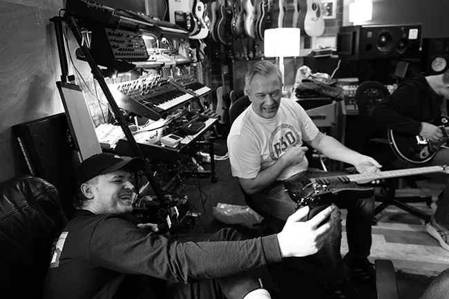 RISE feat. stayMellow