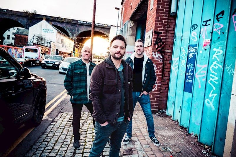 Punk Rock Band Templeton Pek