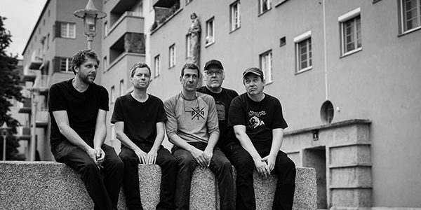 Dim Prospects - Abscheu und Neugier