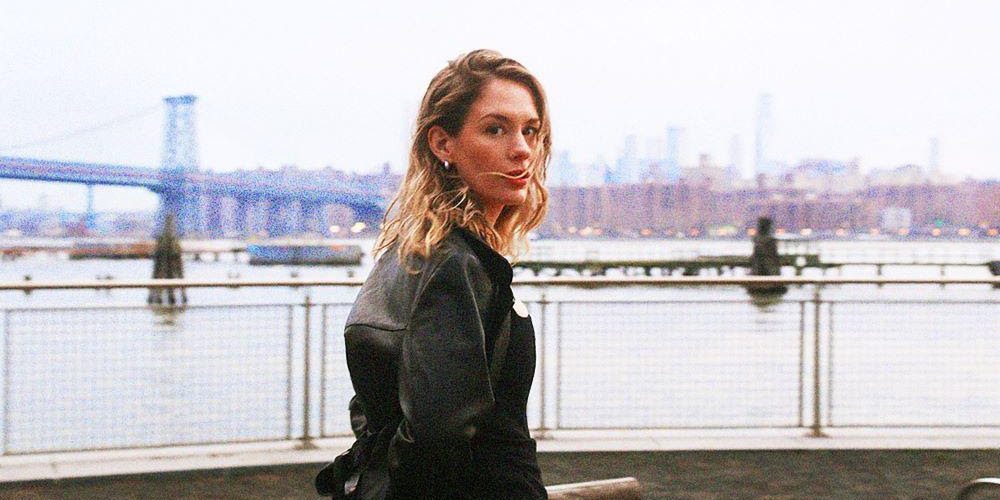 Anna Of The North - Girl In A Bottle