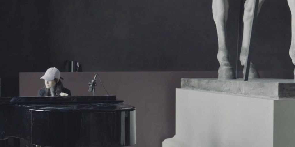 Hannah Schneider Announces New Album “In This&nbsp;Room”