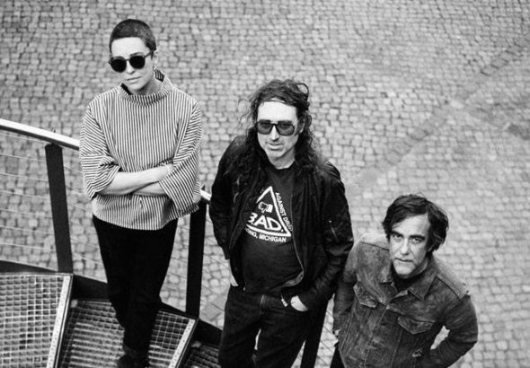 A Place To Bury Strangers - Post-Punk